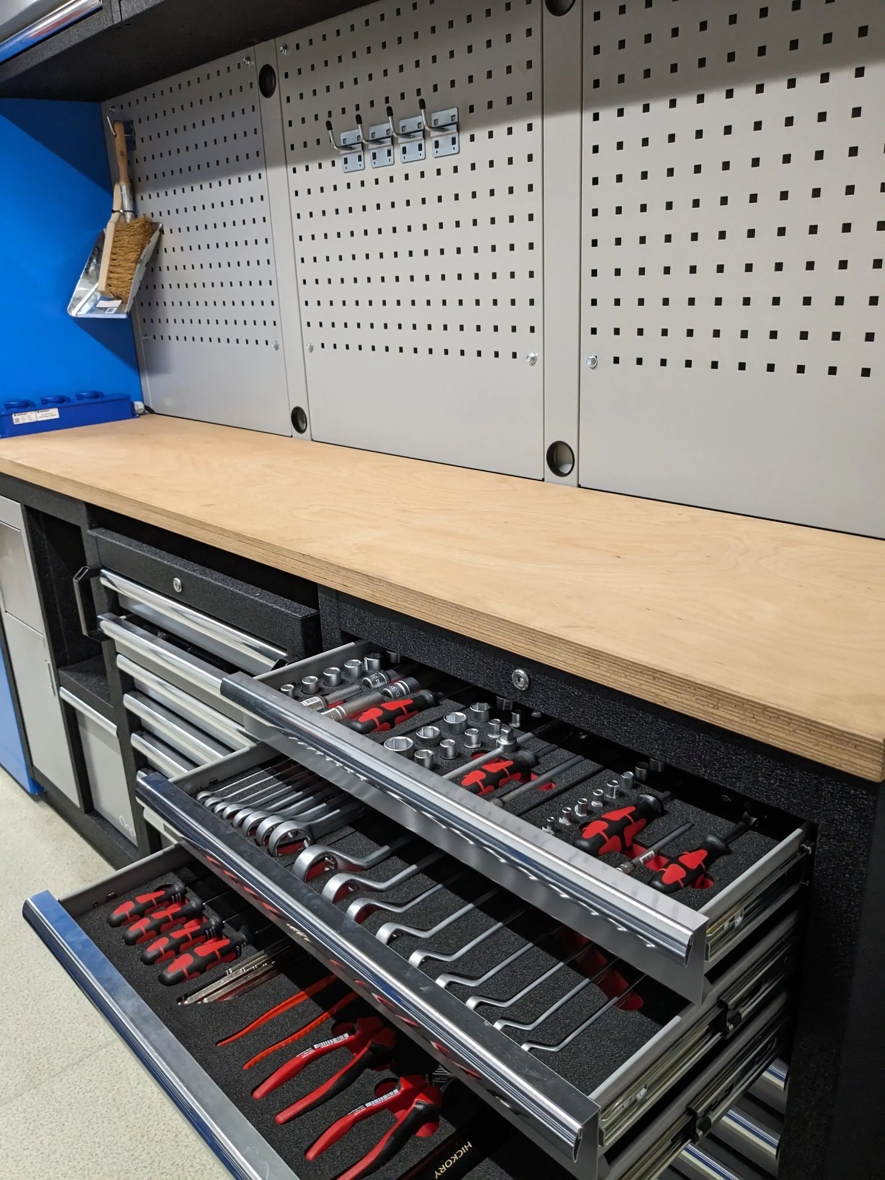 qapqa service container tools